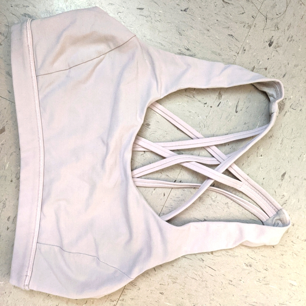 Lululemon bra with pad